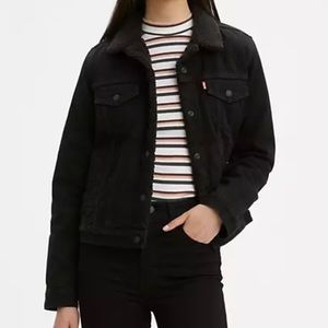Levi's® Premium
ORIGINAL SHERPA TRUCKER JACKET